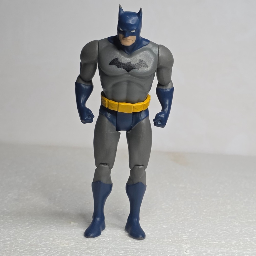 DC Comics BATMAN Gray & Blue Action Figure Posable 2022 5"